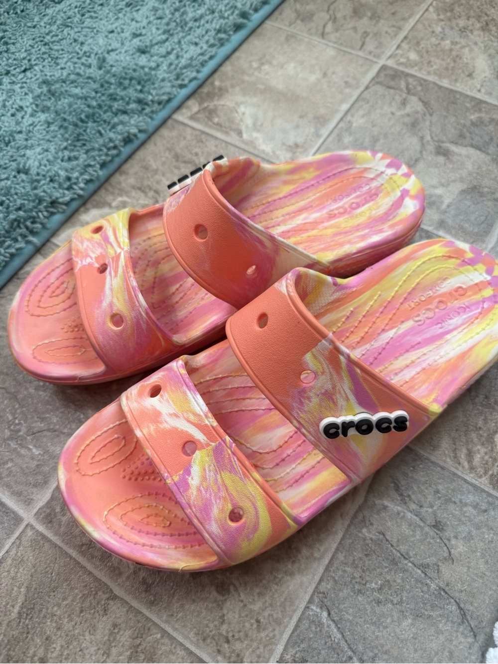 Crocs Tie-Dye Slides — M9/W11
